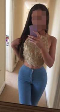 Büyüleyici ve Sıradışı Yabancı Escort: Sizinle Tanışmaktan Mutluluk Duyarım!