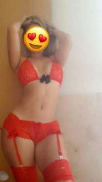 Çarpıcı Grup Escort Bayanla Tutkulu Gece