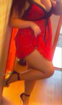 Elit Escort: Kendi İç Dünyasıyla Sizi Büyüleyecek Eşsiz Bayan