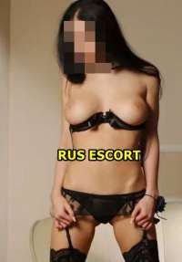 Grup Escort Alanında Fark Yaratan, Tutkulu ve Bakımlı Bayan